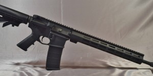 Del-Ton DTI-15 A/R 5.56 LIKE NEW 